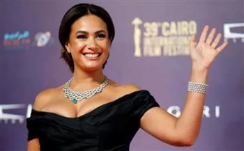   هند صبري : ما أحلى الرجوع إلى الفن