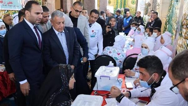محافظ الإسماعيلية يشهد فعاليات مبادرة دمتم سند بمركز القنطرة شرق