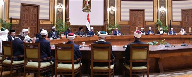 الرئيس السيسي يلتقي وفد المؤتمر الدولي الـ 36 للشؤون الإسلامية