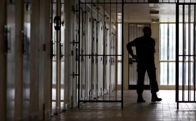 الجيش السوري والشرطة العسكرية تتسلم سجن الأقطان في الرقة من عناصر قسد