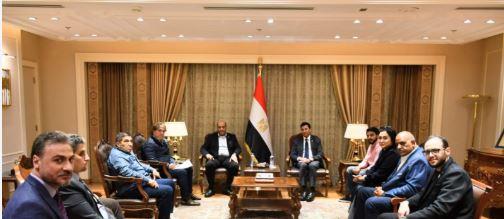 وزير الشباب يلتقي عددًا من نواب البرلمان لبحث الخطة المستقبلية