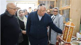   محافظ الوادي الجديد يتابع المشروعات التنموية والخدمية الجارية بمركز بلاط