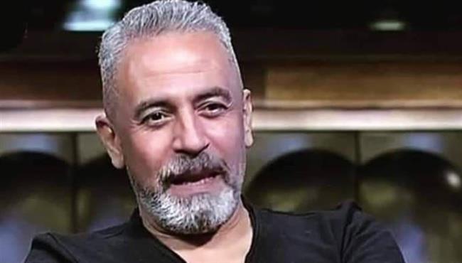 صبري فواز يشارك جمهوره منشورا ساخرا بشأن حمزة عبدالكريم وأنجلينا جولي