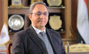 محافظ قنا يستعرض نسب الإنجاز في ملف تقنين أراضي أملاك الدولة