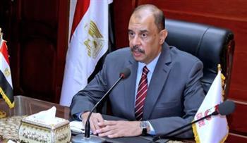 محافظ سوهاج يوجه بإدراج جميع مداخل القرى ضمن خطة الرصف العاجلة