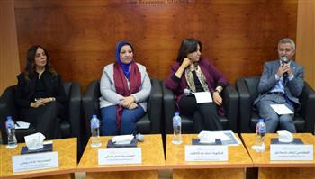   رئيس هيئة الطاقة المتجددة: الحكومة تمنح مستثمري الطاقة الجديدة الرخصة الذهبية