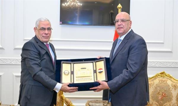 النائب العام يجري زيارة لرئيس مجلس النواب لتهنئته بتولي منصبه الجديد