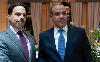 وزير الخارجية يبحث مع نظيره السعودي مستجدات الأوضاع في المنطقة