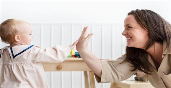 كيف نربي طفلا متعاطفا؟