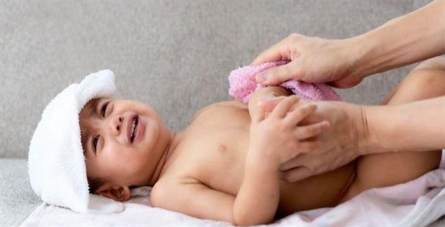 التشنجات الحرارية عند الأطفال.. مشهد مخيف لكنه غالبا غير خطير