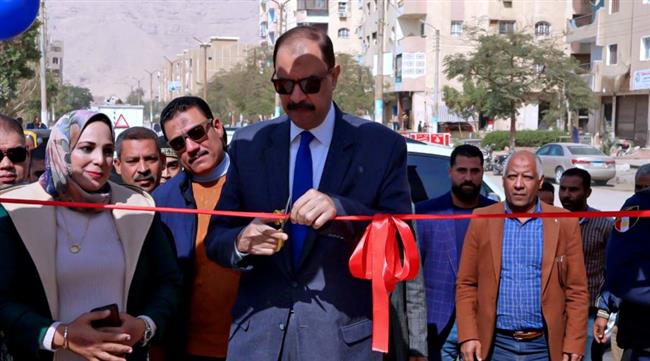 محافظ سوهاج يفتتح السوق الحضري الجديد بحي الكوثر على مساحة 500 مترا