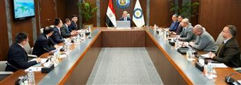 وزير البترول يبحث فرص الاستثمار مع "شينج فا" الصينية