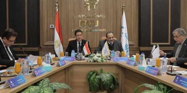 مجلس " بنها الأهلية" يناقش اتفاقيات التعاون والتبادل الطلابى مع الجامعات الدولية