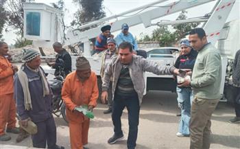   حملة نظافة ترفع 200 طن مخلفات وإشادة بمبادرة بإيدينا هنجملها في نجع حمادي