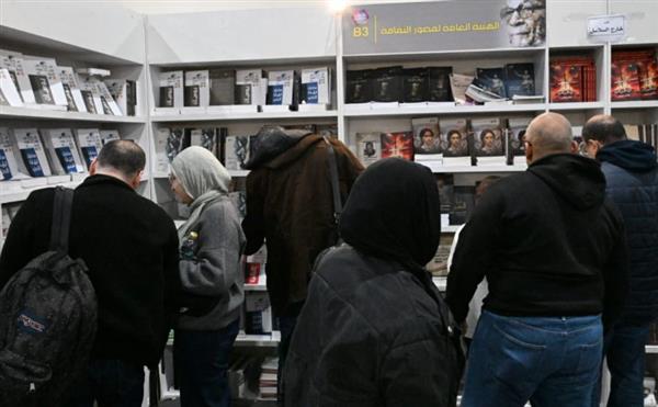 إصدارات نوعية وتوافد مستمر على جناح قصور الثقافة في معرض الكتاب