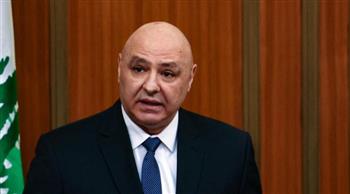   الرئيس اللبناني يتابع انهيار مبنى سكني في طرابلس ويوجه بفتح تحقيق