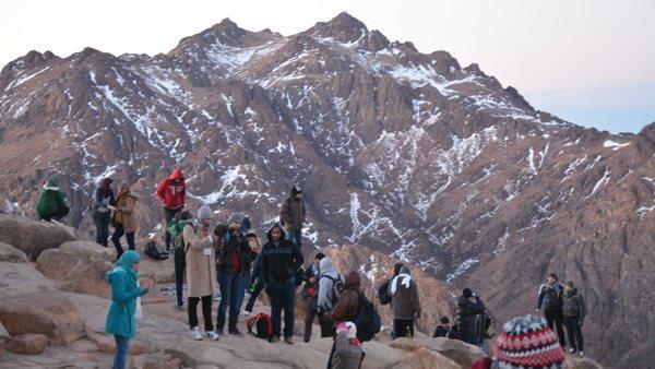 سانت كاترين تستقبل 711 سائحًا لتسلق جبل موسى والأماكن التاريخية