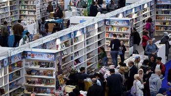   إقبال جماهيري في ثالث أيام فعاليات معرض القاهرة الدولي للكتاب