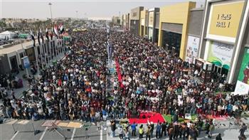   في يوم واحد.. 750 ألف زائر لمعرض القاهرة الدولي للكتاب 