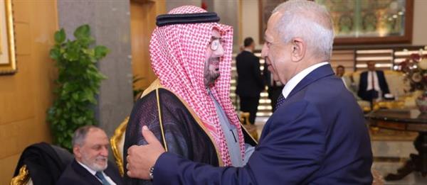 قنصل عام السعودية يشهد حفل تخرج الطلاب السعوديين بالأكاديمية العربية