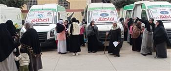   محافظ دمياط : علاج 1424 مواطنا في قافلة مجانية بقرية السوالم