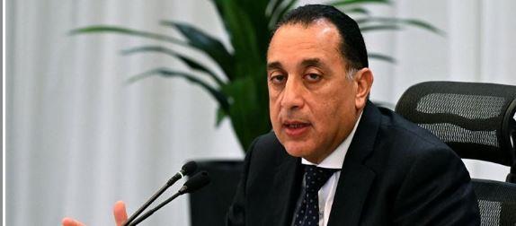 رئيس الوزراء يتابع موقف توافر التمويل المطلوب لمشروعات الكهرباء