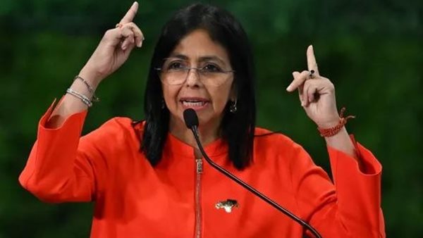 «رافضة أي أجندات خارجية».. رئيسة فنزويلا: كفى تدخلات وأوامر من واشنطن