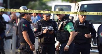   مقتل 11 شخصا على الأقل وإصابة 12 آخرين في هجوم مسلح على ملعب كرة بالمكسيك