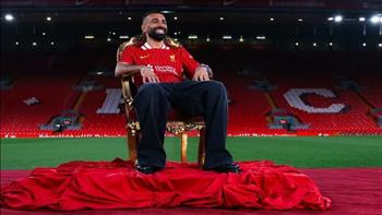   الدوري الإنجليزي.. محمد صلاح ضمن قائمة أساطير صناع اللعب 