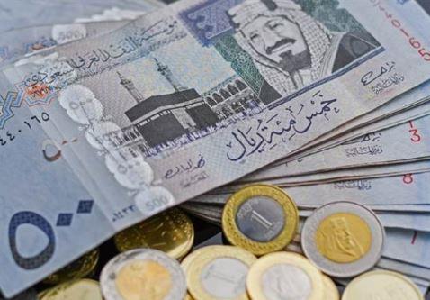 الريال السعودي يحافظ على مستواه أمام الجنيه