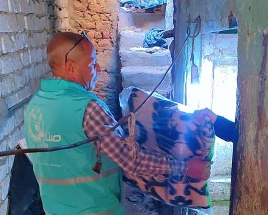 "صناع الخير" توزع بطاطين على الفئات الأكثر احتياجًا في أسيوط 