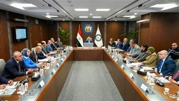وزير البترول يعتمد الموازنات الاستثمارية لشركتي السويس والنصر للبترول 2026- 2027