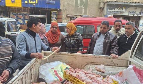 ضبط دجاج مغشوش بالمياه في حملة تموينية بالمنوفية