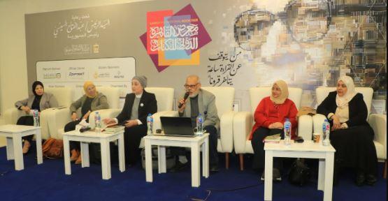 طلة شمس.. قصص للمتحررات من الأمية في ندوة بمعرض القاهرة للكتاب