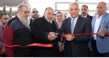   محافظ الإسماعيلية يفتتح مستشفى بحى ثالث