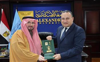   قنصل عام السعودية بالإسكندرية يشيد بالرعاية التعليمية واهتمام جامعة الإسكندرية بالطلبة الوافدين