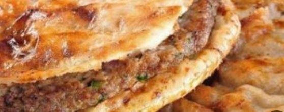 طبيب بيطري يحذر من خطورة وجبات الحواوشي ومصنّعات اللحوم على صحة المستهلكين