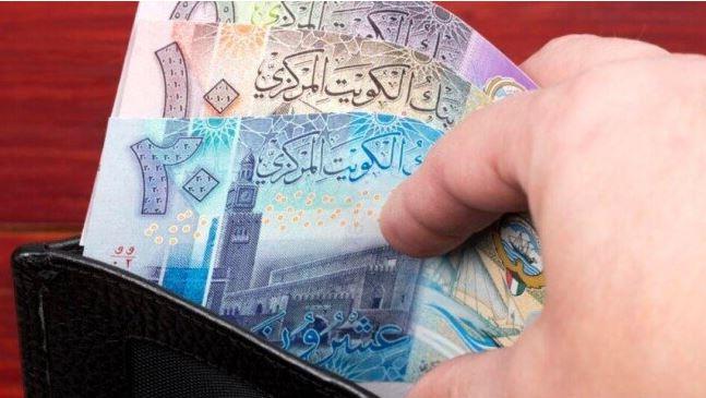 استقرار سعر الدينار الكويتي داخل البنوك
