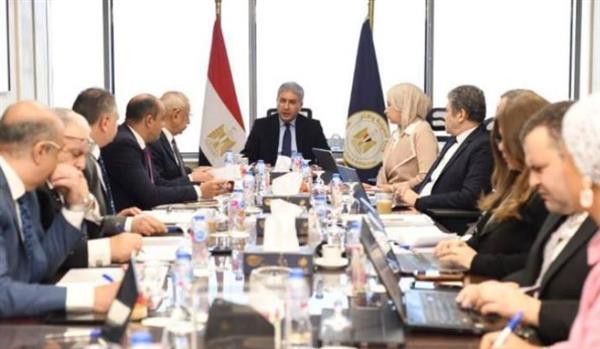 وزير السياحة والآثار يترأس اجتماع مجلس إدارة صندوق دعم السياحة والآثار