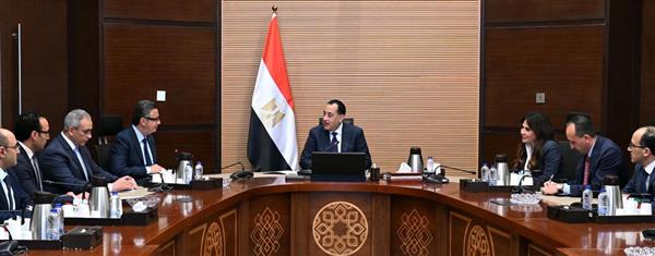 مدبولي: توجيهات من الرئيس بمتابعة توافر السلع والتأكد من الالتزام بالأسعار المعلنة