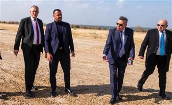   رئيس اقتصادية قناة السويس في جولة تفقدية موسعة بمنطقتي وادي التكنولوجيا والقنطرة