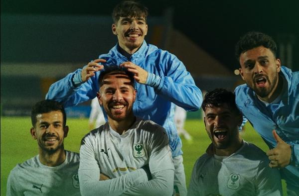المصري يهزم سيراميكا بثلاثية مثيرة في الدوري