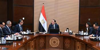   رئيس الوزراء: توجيهات رئاسية بالمتابعة اليومية لتوافر السلع وضبط الأسعار وجودة المعروض