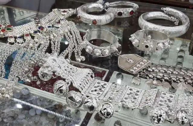 موجة صعود جديدة للفضة تدفع الأسعار لأعلى مستوياتها