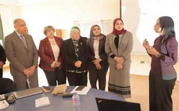   لتمكين المرأة إقتصاديا.. محافظ المنيا يشهد فعاليات برنامج «رابحة»
