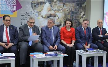   مسؤولون رومانيون: مستعدون لاستضافة المئات من الطلاب المصريين