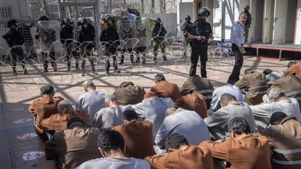 مفوض أممي يدعو إسرائيل إلى التراجع عن قانون إعدام الأسرى