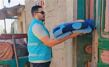 صناع الخير تكثف جهودها في مبادرة «صناع الدفا» لتوزيع البطاطين على الأولى بالرعاية