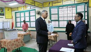   محافظ أسوان يتفقد مقار اللجان الإنتخابية لانتخابات مجلس النواب