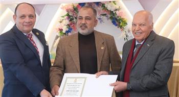  نقيب المعلمين يشهد ختام أولى دورات «القيادة والريادة» بالإسكندرية